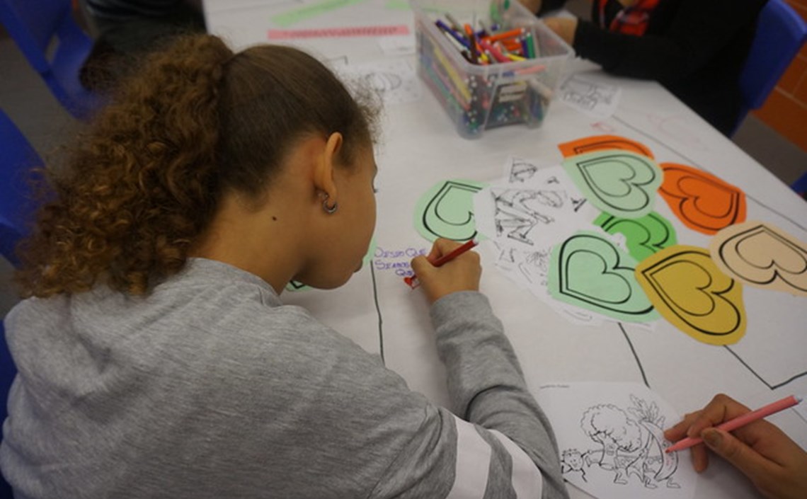 El lleure millora les competències escolars i professionals dels infants en situació vulnerable El lleure millora les competències escolars i professionals dels infants en situació vulnerable