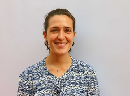 Us presentem la Maria Camps Us presentem la Maria Camps