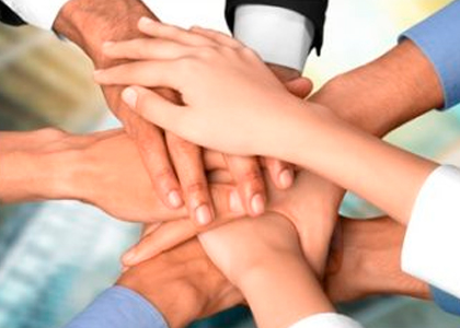 El reto ético de ir más allá de la urgencia: construir comunidad, construir esperanza