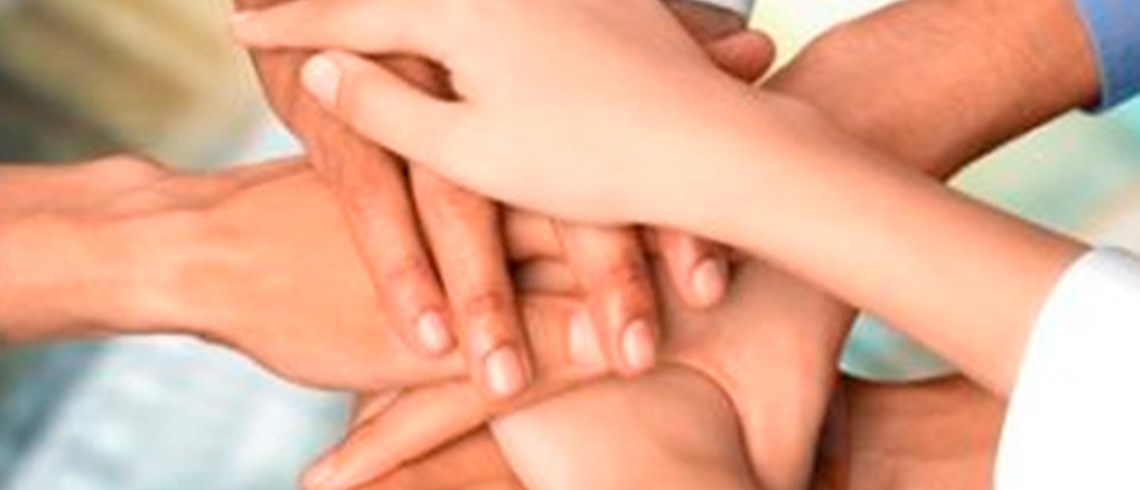 El repte ètic d'anar més enllà de l'urgència: construir comunitat, construir esperança El repte ètic d'anar més enllà de l'urgència: construir comunitat, construir esperança