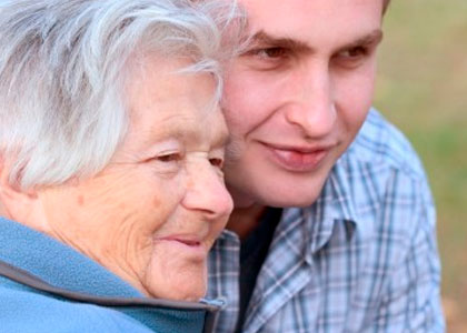 Gestión de residencias para personas mayores: caminamos hacia la Atención Centrada en la Persona