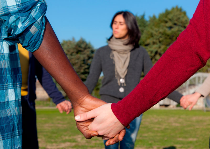 Drets humans. Passem de la teoria als fets?