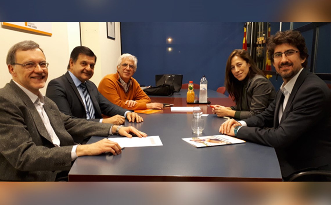 La Fundació Pere Tarrés signa un conveni amb PMI Barcelona per avançar cap a l’excel·lència en la gestió de projectes La Fundació Pere Tarrés signa un conveni amb PMI Barcelona per avançar cap a l’excel·lència en la gestió de projectes