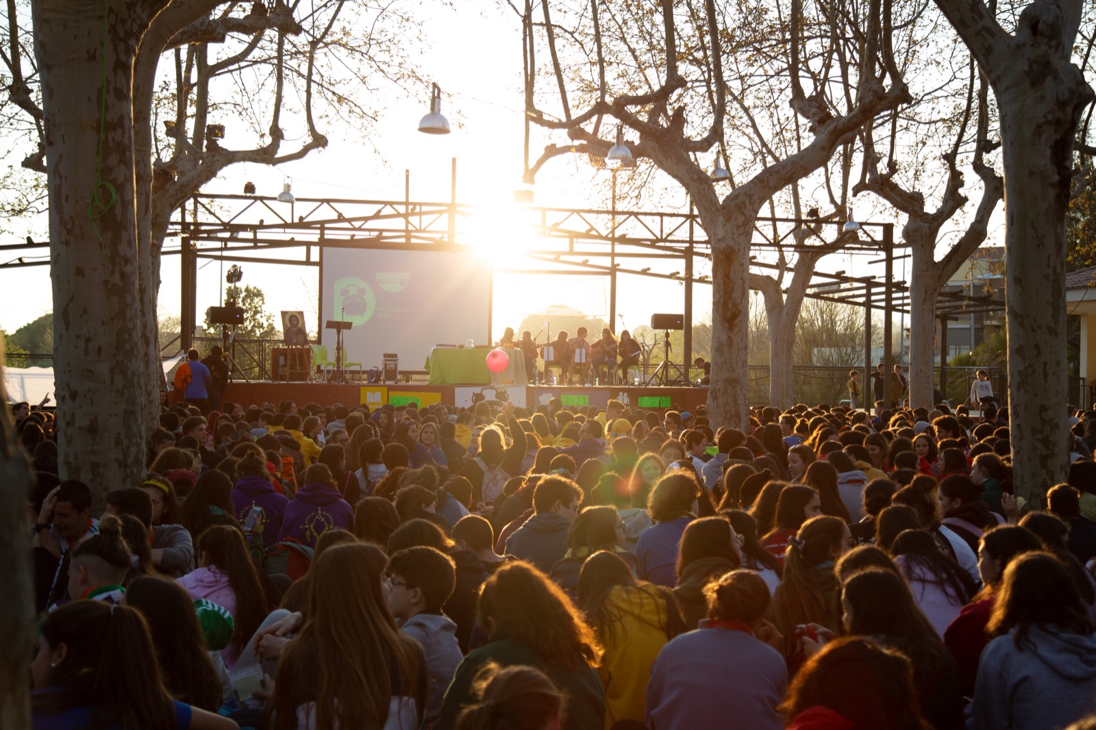 Opineu sobre el Moviment en aquesta enquesta de satisfacció!