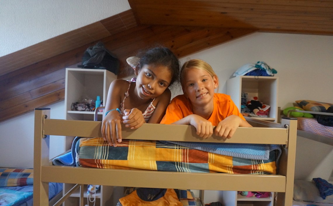 La Fundació Pere Tarrés posa en marxa la seva campanya solidària per becar més infants que mai en les colònies i els casals d’estiu La Fundació Pere Tarrés posa en marxa la seva campanya solidària per becar més infants que mai en les colònies i els casals d’estiu