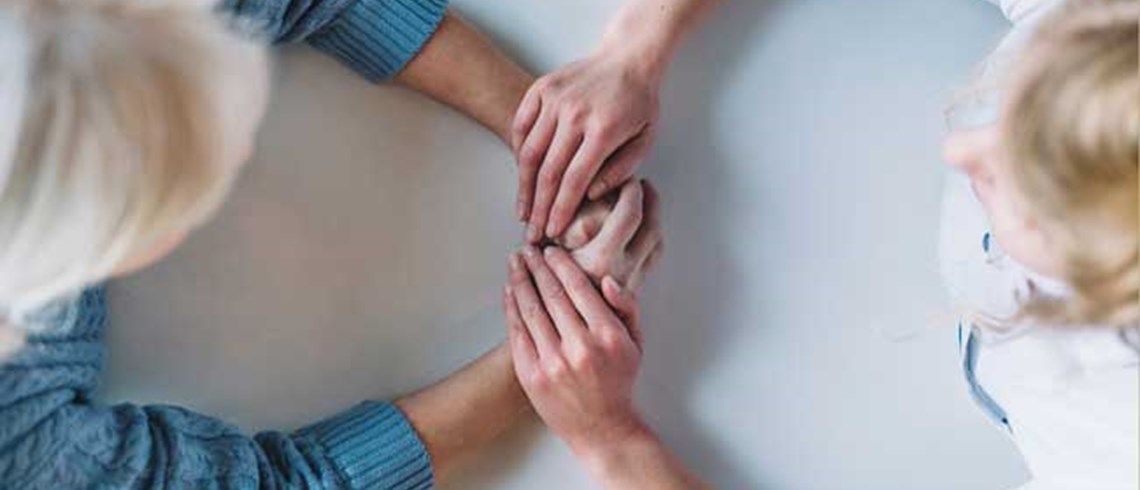 Sabem reconèixer els maltractaments envers les persones grans? Sabem reconèixer els maltractaments envers les persones grans?