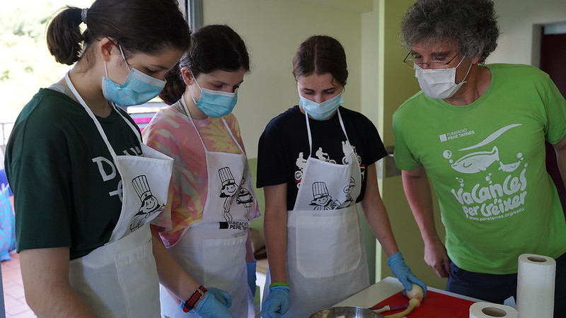 La Fundación Pere Tarrés valora satisfactoriamente el nuevo protocolo sobre extraescolares y colonias, y espera que sirva para reactivar las inscripciones