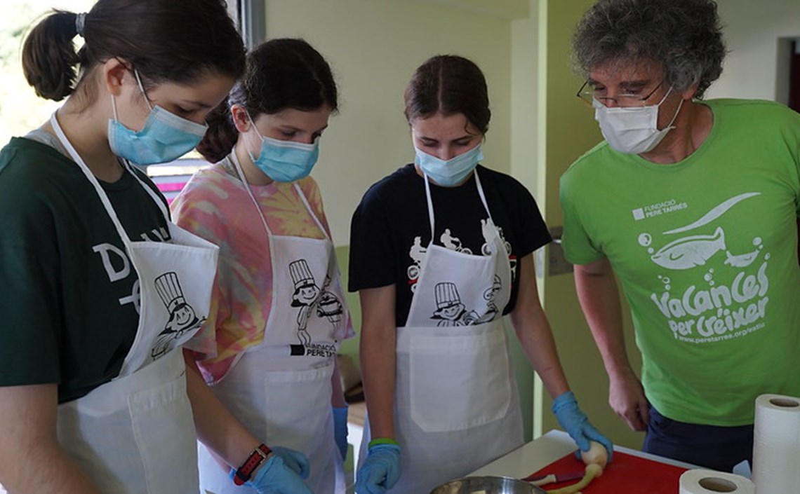 La Fundació Pere Tarrés valora satisfactòriament el nou protocol sobre extraescolars i colònies, i espera que serveixi per reactivar les inscripcions La Fundació Pere Tarrés valora satisfactòriament el nou protocol sobre extraescolars i colònies, i espera que serveixi per reactivar les inscripcions