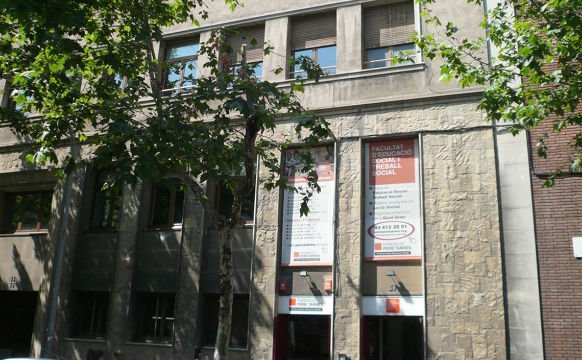 Del 15 al 30 d'octubre la Facultat Pere Tarrés - URL romandrà tancada Del 15 al 30 d'octubre la Facultat Pere Tarrés - URL romandrà tancada