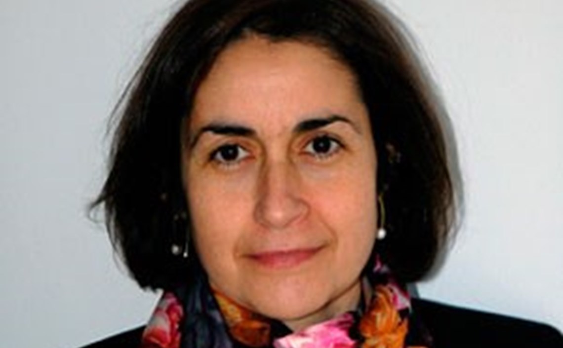 Entrevista a Elena Requena, coordinadora del número 75 de la revista Educació Social. Revista d’intervenció socioeducativa Entrevista a Elena Requena, coordinadora del número 75 de la revista Educació Social. Revista d’intervenció socioeducativa