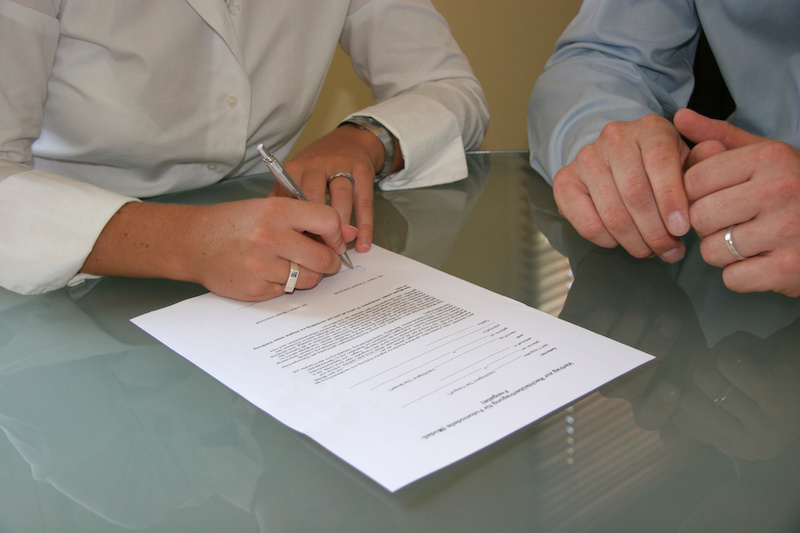 Servei de mediació, servei essencial