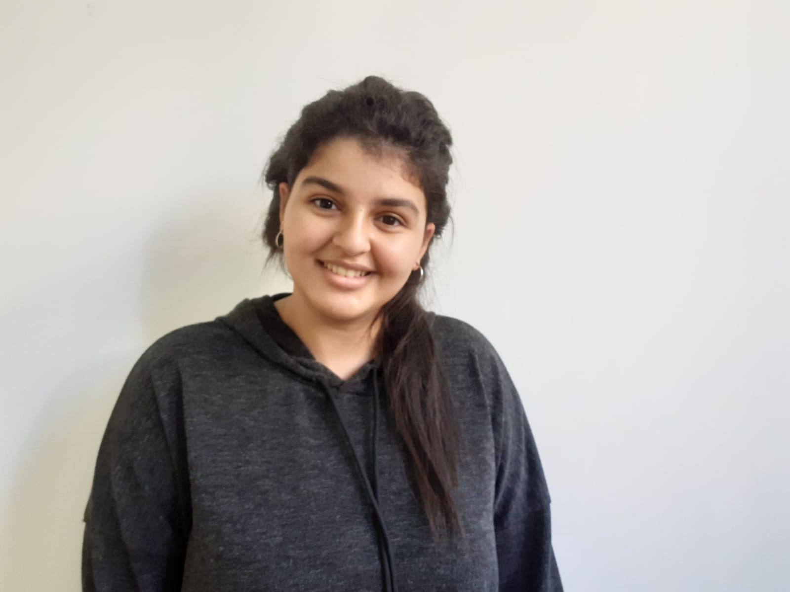 Fàtima El Gdari, alumna de la Facultad Pere Tarrés-URL y monitora de esplai: “Quiero devolver a la sociedad todo lo que me ha dado el esplai"