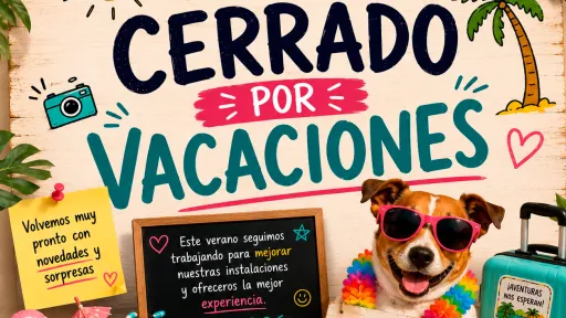 Cartel de "cerrado por vacaciones" de la Residencia La Inmaculada de Madrid