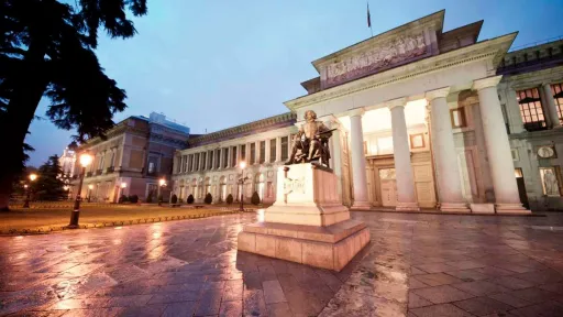 El Prado del noche