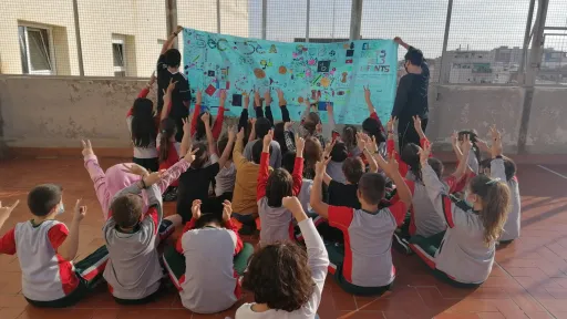 En el Dia Universal dels Drets dels Infants, la Fundació Pere Tarrés reclama polítiques socials que posin els nens i nenes en el centre  