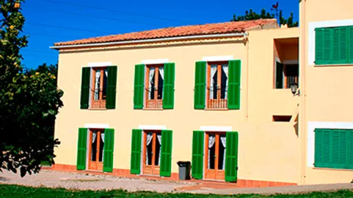 S’inauguren les reformes de la casa de colònies Binicanella a Mallorca