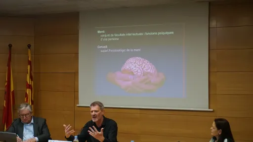 “Els i les adolescents necessiten límits per poder-se'ls saltar”, apunta David Bueno, expert en neuroeducació