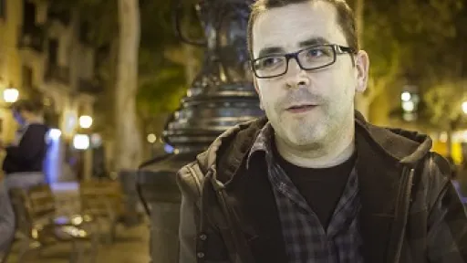 “La solució al sensellarisme no és obrir més albergs” David Vázquez Villamor, exalumne d’Educació Social de la Facultat Pere Tarrés – URL
