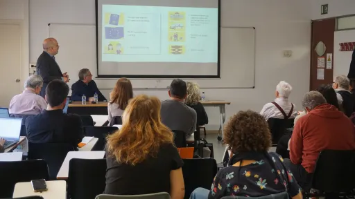 Diversos experts reclamen més inversió i reconeixement del lleure educatiu pels beneficis acadèmics i emocionals que genera en els infants