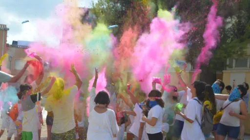 Més de 20.000 infants participen en més de 400 colònies i casals d'estiu