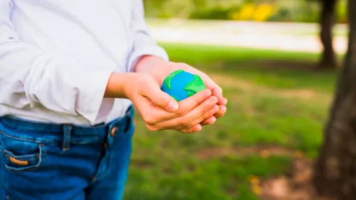 Sensibilització ambiental: com construïm un futur sostenible des de la base de l'acció social?