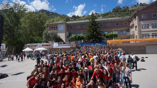900 monitors del MCECC de la Fundació Pere Tarrés reflexionen a Berga sobre l’autenticitat de formar part d’un esplai