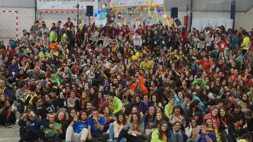 Més de 1.000 joves dels centres d’esplai de la Fundació Pere Tarrés es reuneixen a Agramunt per reflexionar sobre consum responsable 
