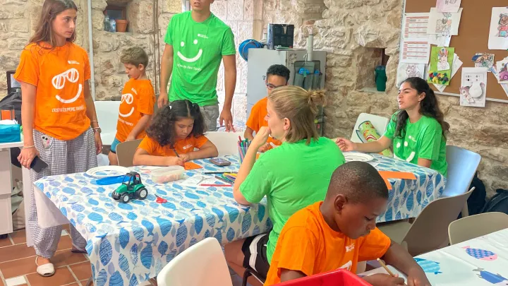Infants participen en un casal becat a Tarragona a l'agost