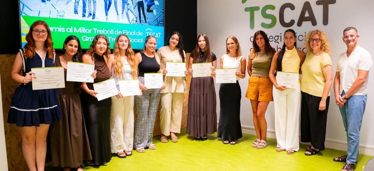 Dues alumnes de la nostra Facultat reben els premis al millor Treball de Fi de Grau de Treball Social