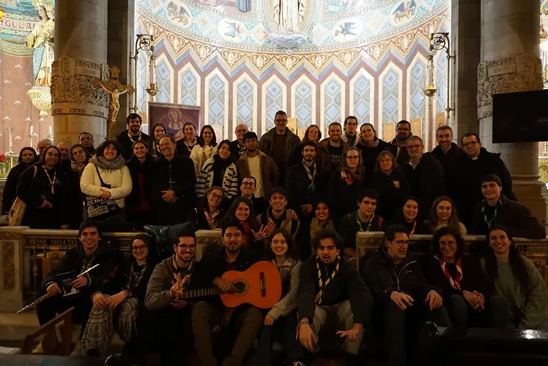 Els esplais MCECC de la Fundació Pere Tarrés pugen al Temple del Sagrat Cor del Tibidabo per treballar l’espiritualitat