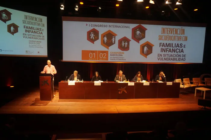 Més de 400 persones participen el I Congrés internacional sobre intervenció socioeducativa amb famílies i infància en situació de vulnerabilitat 