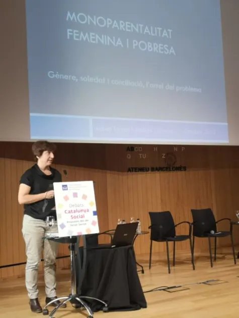 Les famílies monoparentals femenines, més vulnerables al risc d’exclusió social