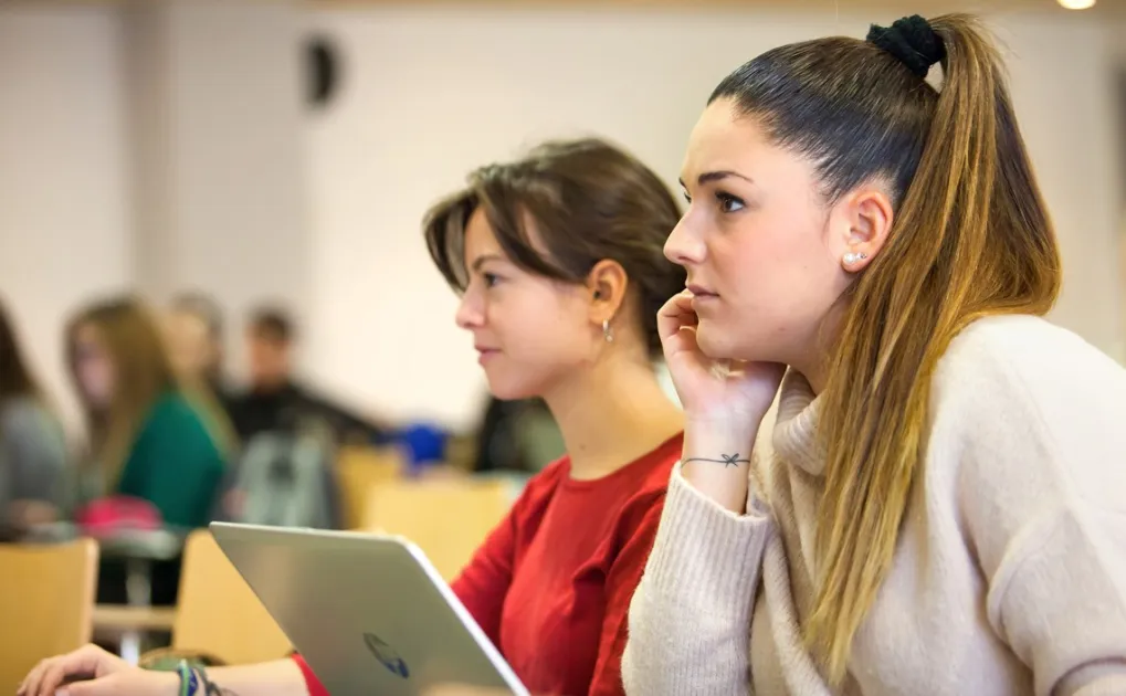 El 86% dels graduats a la Facultat Pere Tarrés han trobat feina abans de 6 mesos