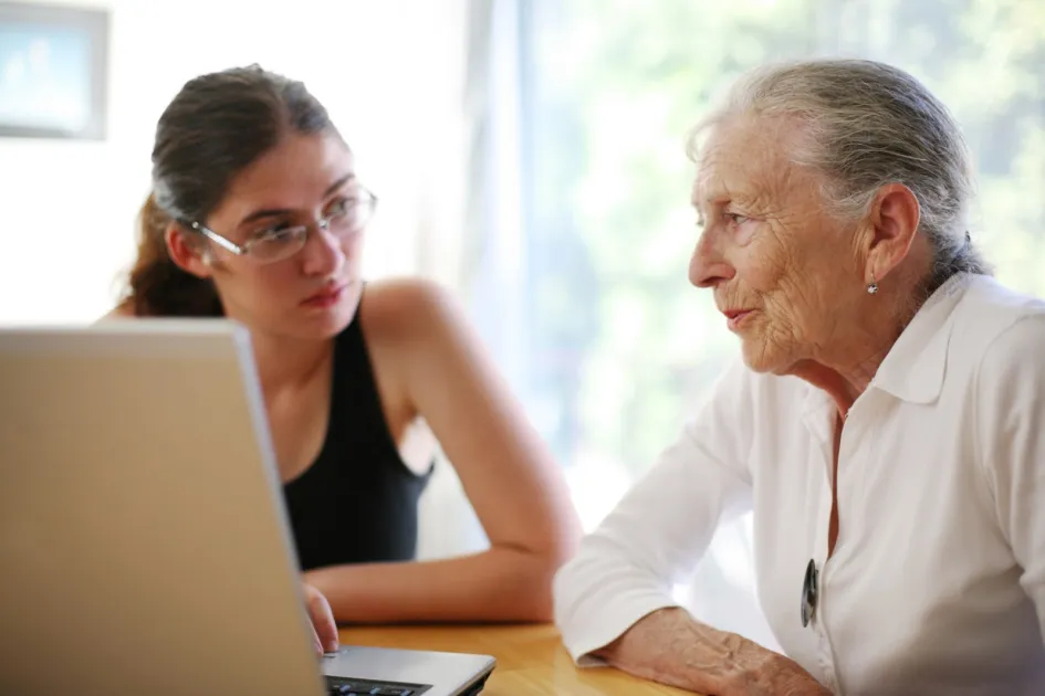 El repte de l'atenció a les persones amb Alzheimer i Parkinson
