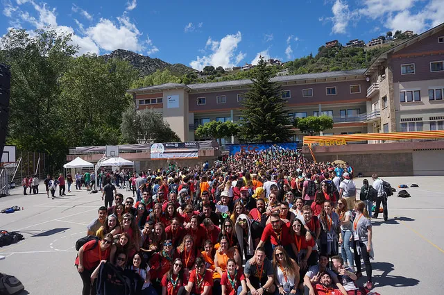 900 monitors del MCECC de la Fundació Pere Tarrés reflexionen a Berga sobre l’autenticitat de formar part d’un esplai