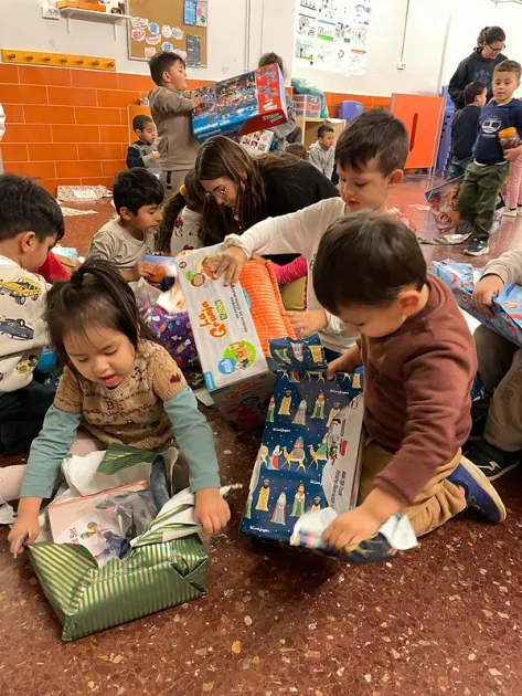 Campanya de la Fundació Pere Tarrés per recaptar joguines i impulsar programes educatius per a infants en situació vulnerable aquest Nadal